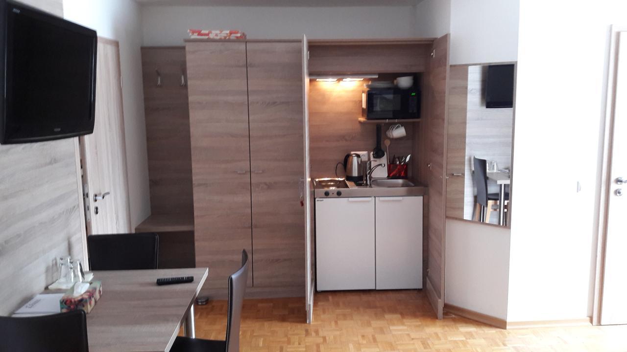 Gaestehaus Zwischenberger Оберфеллах Экстерьер фото
